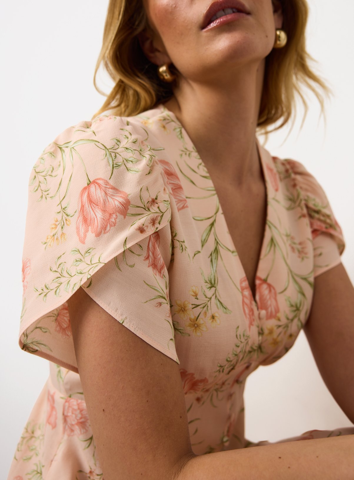 Peach Floral Tulip Sleeve Midi Dress 14 - Image 3 thumbnail